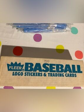 Vintage Fleer Baseball Trading Cards whole Box